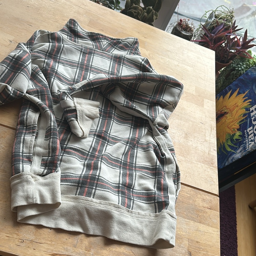 Zippered pullover - Picture 4 of 7
